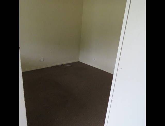 1 BEDROOM APARTMENT RENTED IN SOMERSET WEST CENTRAL